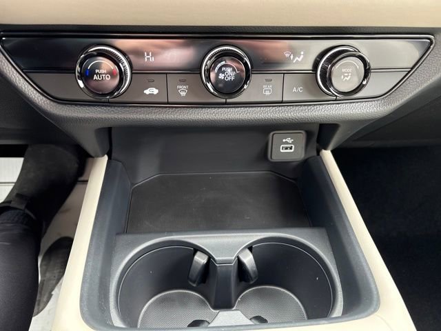 Used 2025 Honda HR-V LX image 18