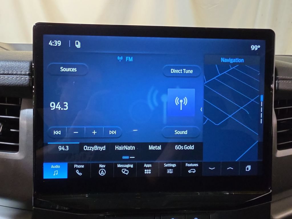 Used 2022 Ford Expedition Max XLT AWD/4WD image 12