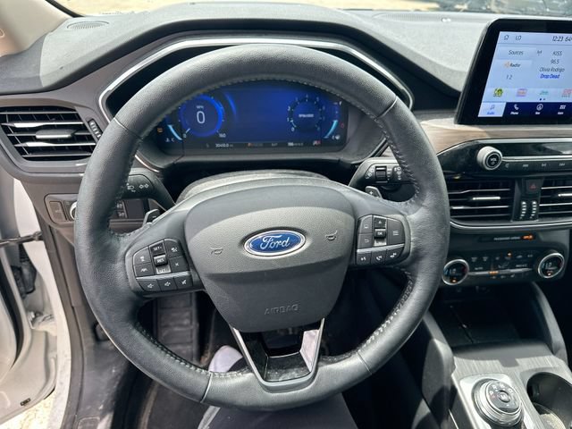 Used 2020 Ford Escape Titanium AWD/4WD image 15