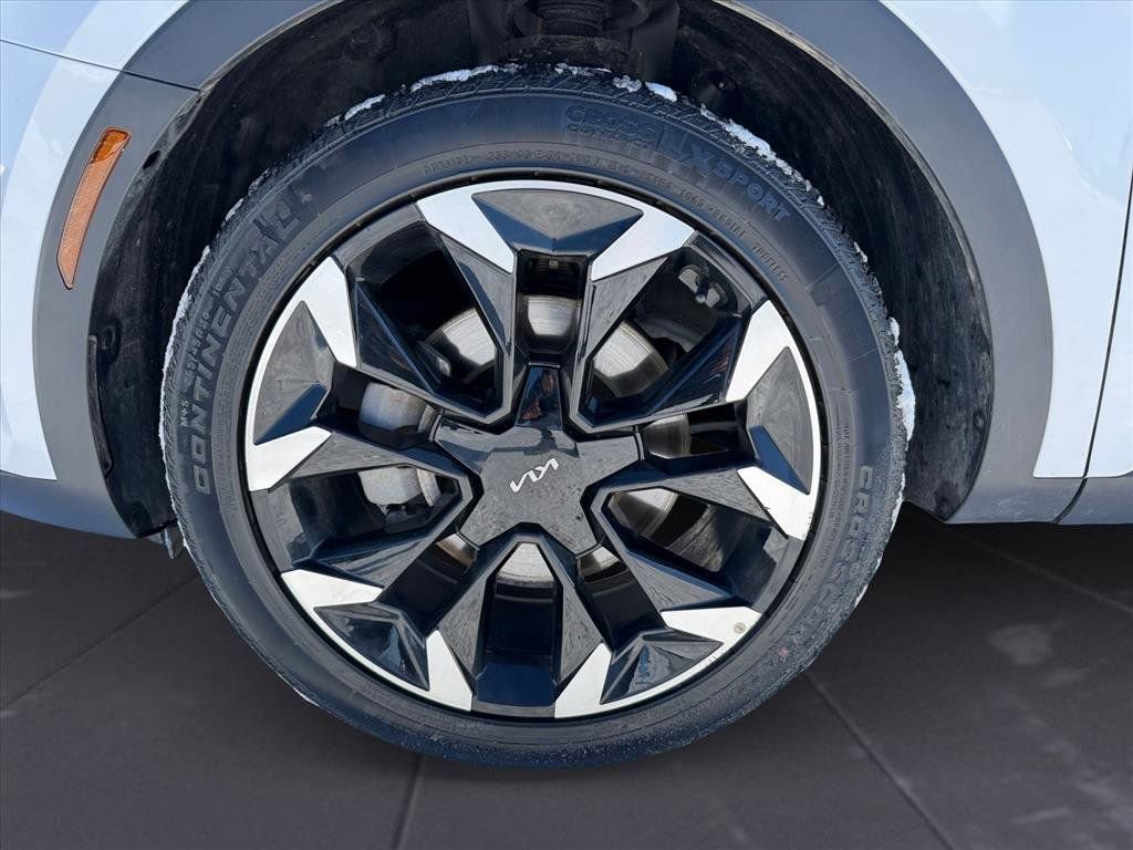 Used 2024 Kia Sorento EX w/ Panoramic Sunroof Package image 10
