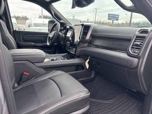 Used 2024 RAM 3500 Limited image 11