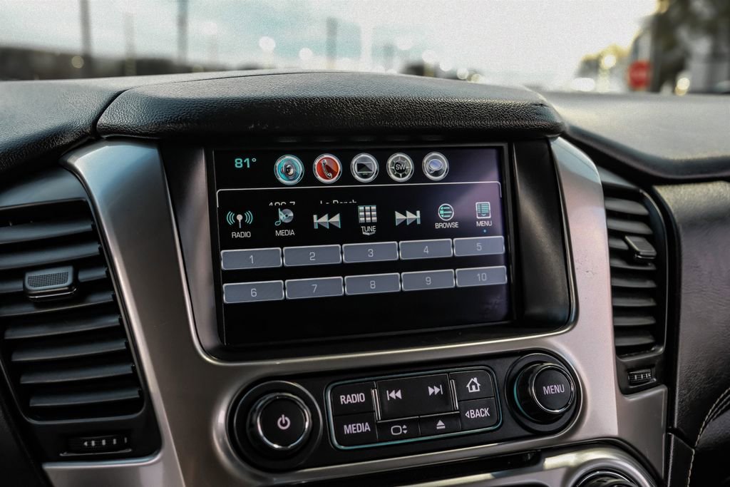 Used 2018 Chevrolet Suburban LT image 28