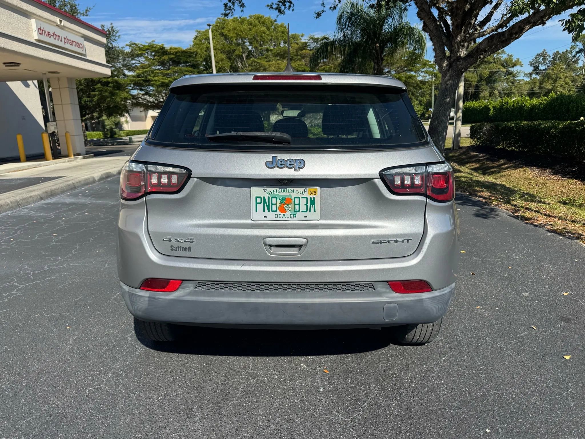 Used 2015 Jeep Compass Sport w/ Power Value Group image 5