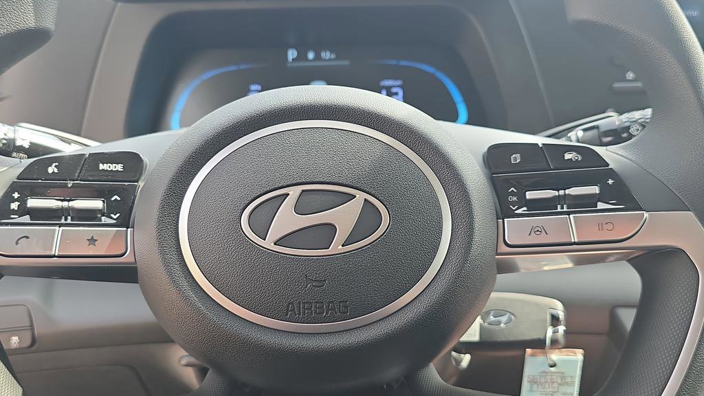 New 2026 Hyundai Elantra SE FWD image 12