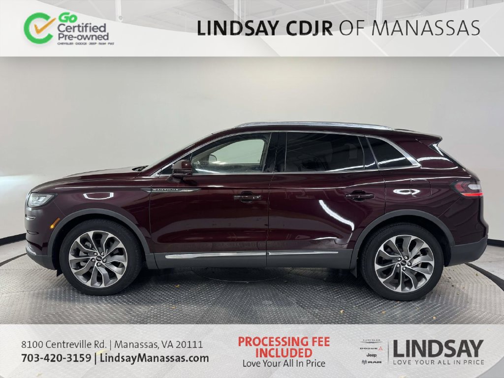 Used 2023 Lincoln Nautilus Reserve AWD/4WD image 4
