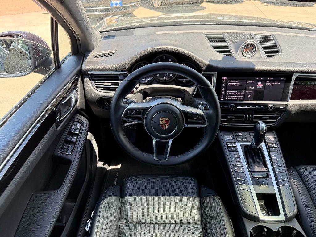Used 2020 Porsche Macan AWD/4WD image 2