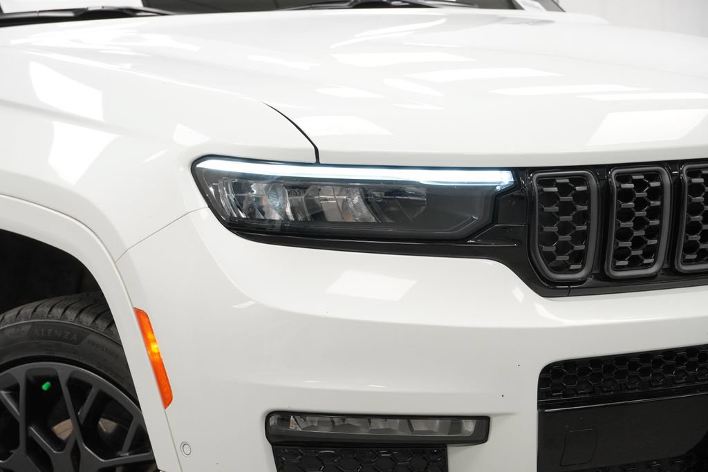 Certified 2025 Jeep Grand Cherokee L Summit AWD/4WD image 6