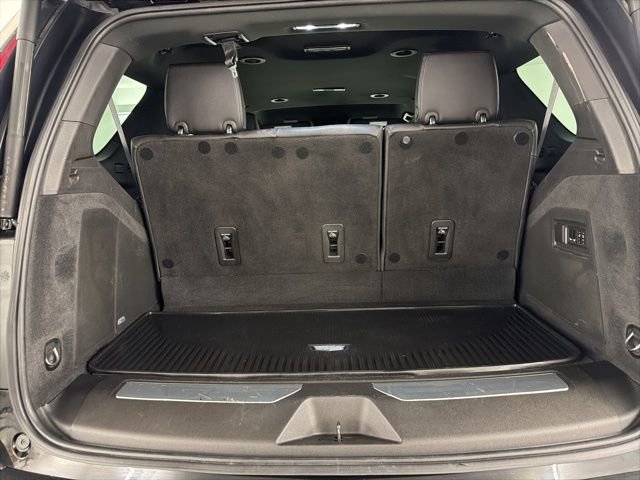 Used 2021 Cadillac Escalade Luxury image 33