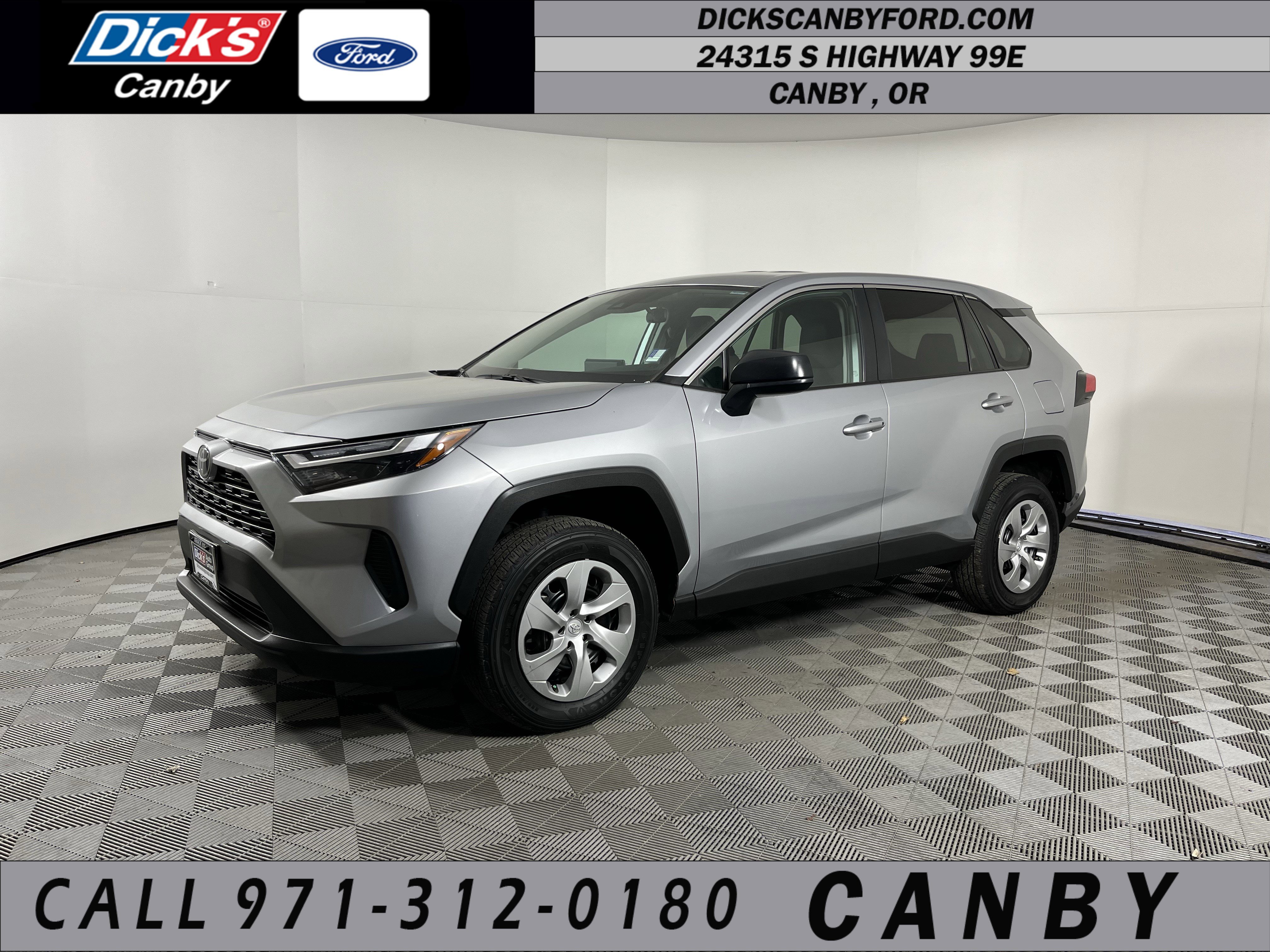 Used 2023 Toyota RAV4 LE image 1