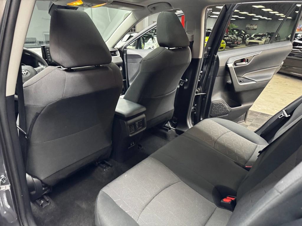 Used 2019 Toyota RAV4 XLE image 46