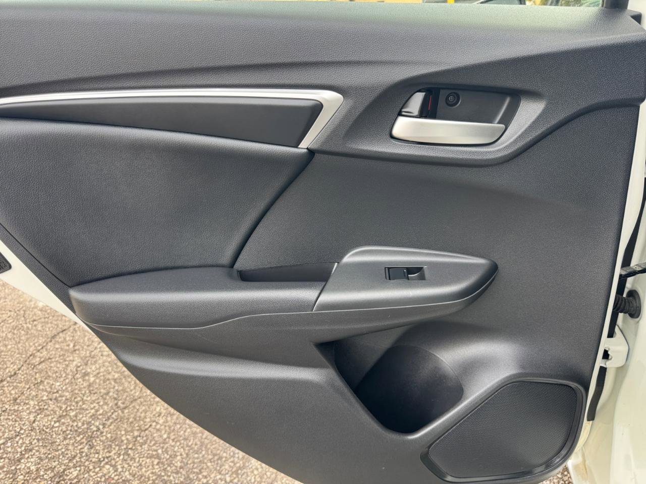 Used 2017 Honda Fit EX-L image 24