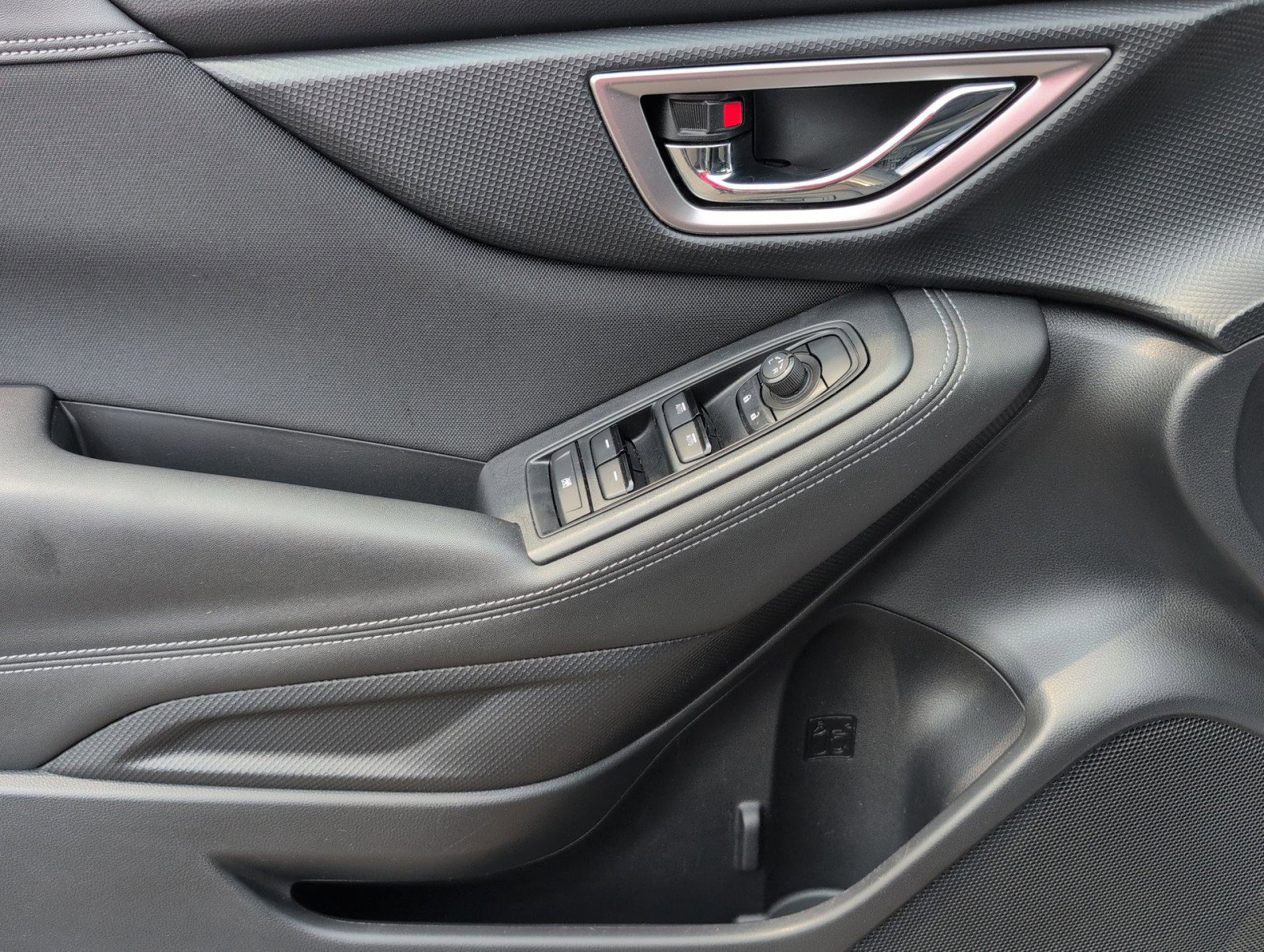 Used 2022 Subaru Forester Premium image 22