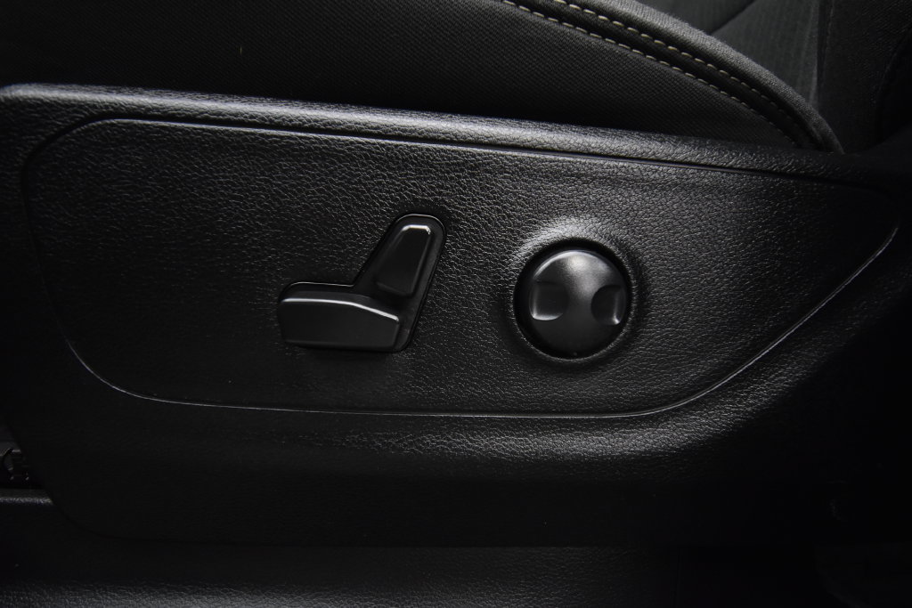 Used 2024 RAM 1500 Big Horn AWD/4WD image 22