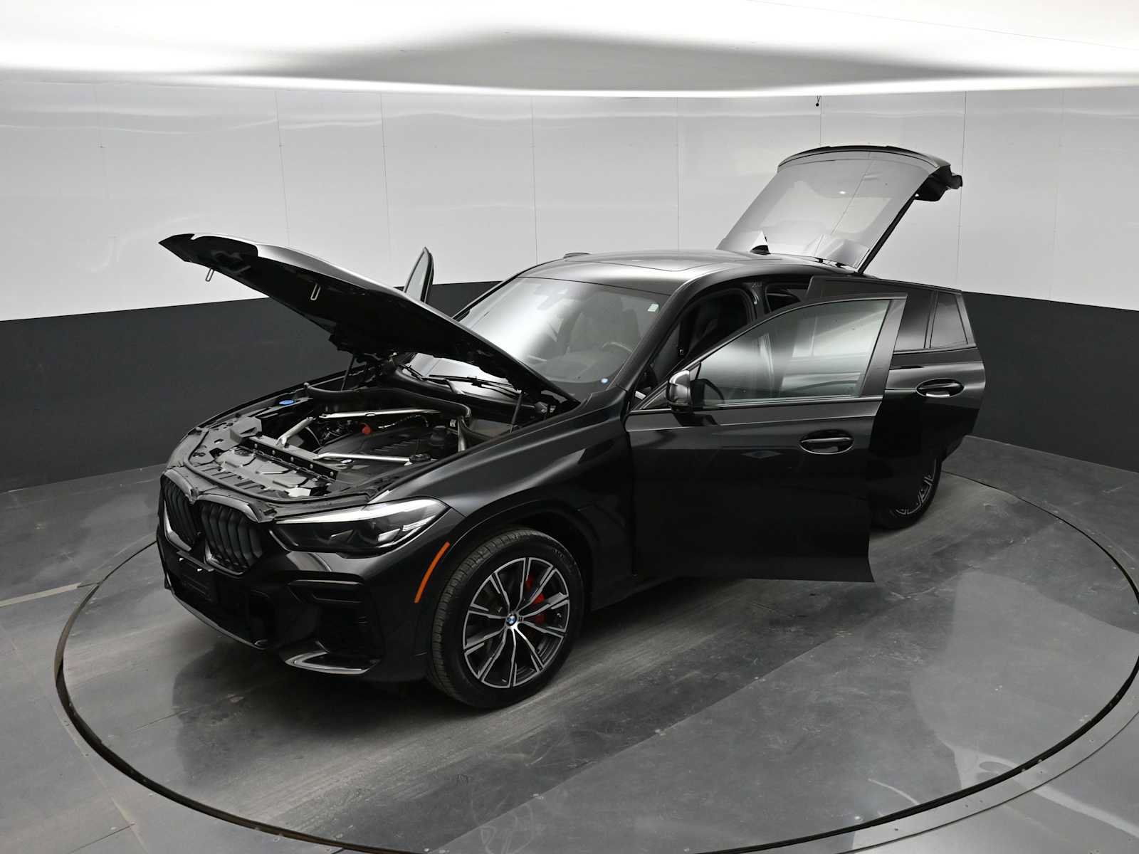 Used 2023 BMW X6 xDrive40i w/ M Sport Package AWD/4WD image 44