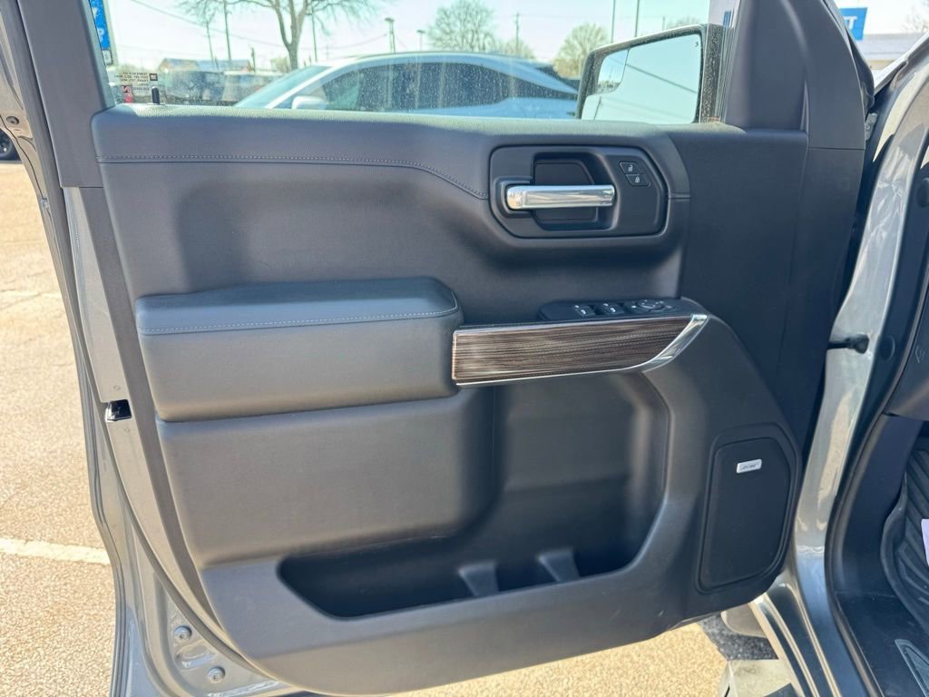 Used 2020 Chevrolet Silverado 1500 RST image 28