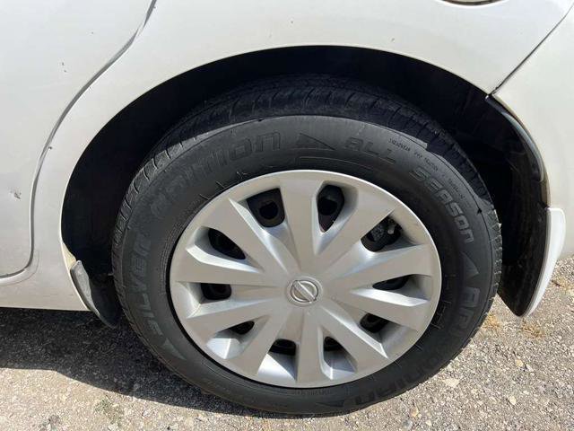 Used 2015 Nissan Versa Note SV image 10