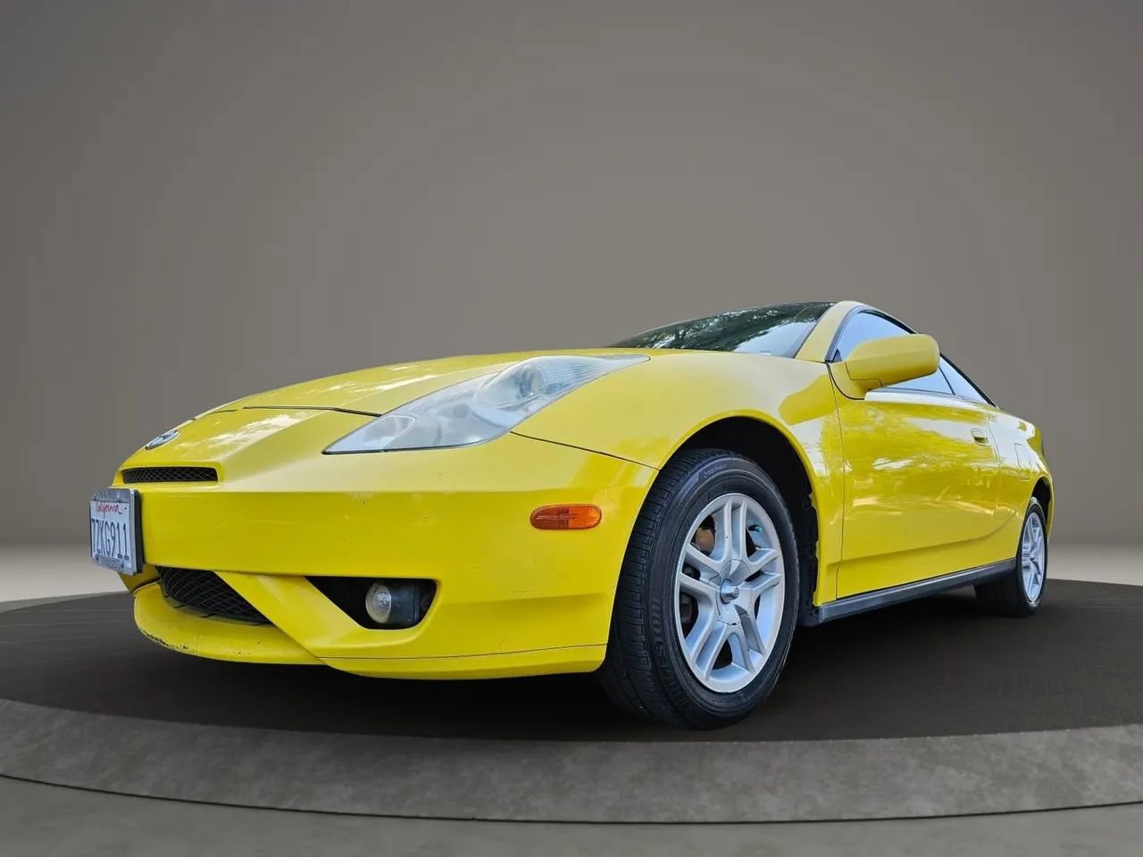 Used 2003 Toyota Celica GT image 2