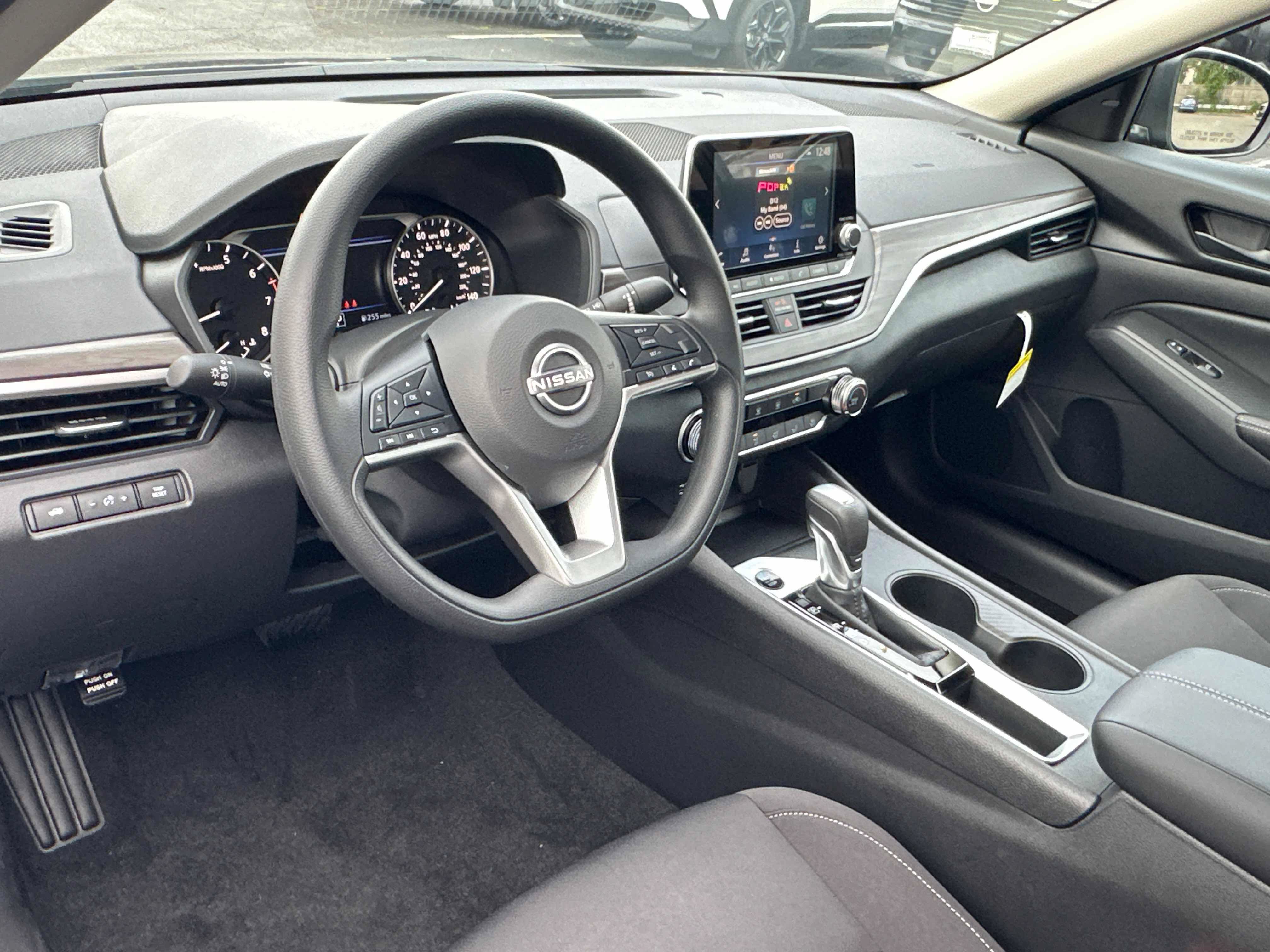 New 2026 Nissan Altima 2.5 SV FWD image 30