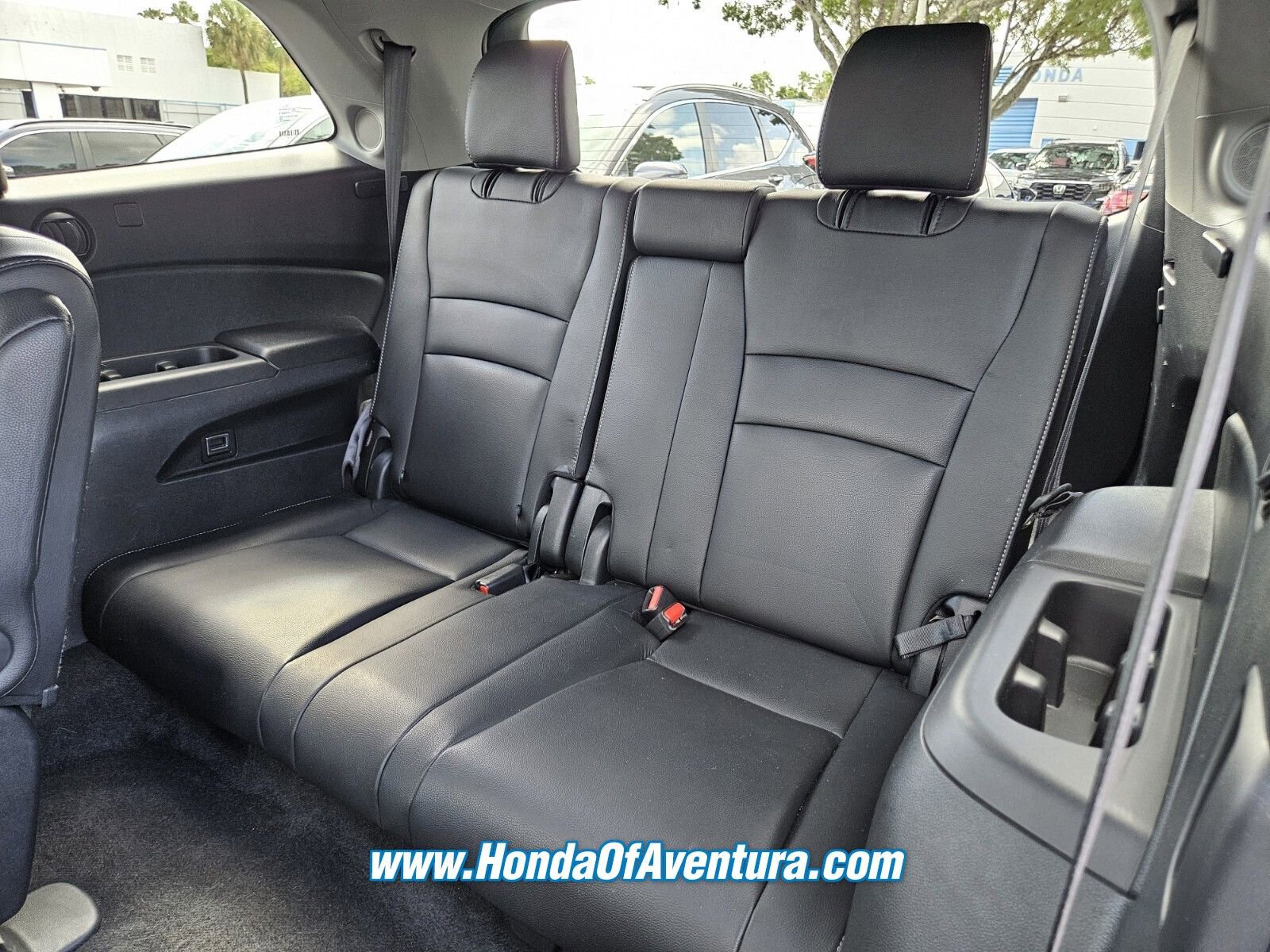 Certified 2022 Honda Pilot Touring image 9