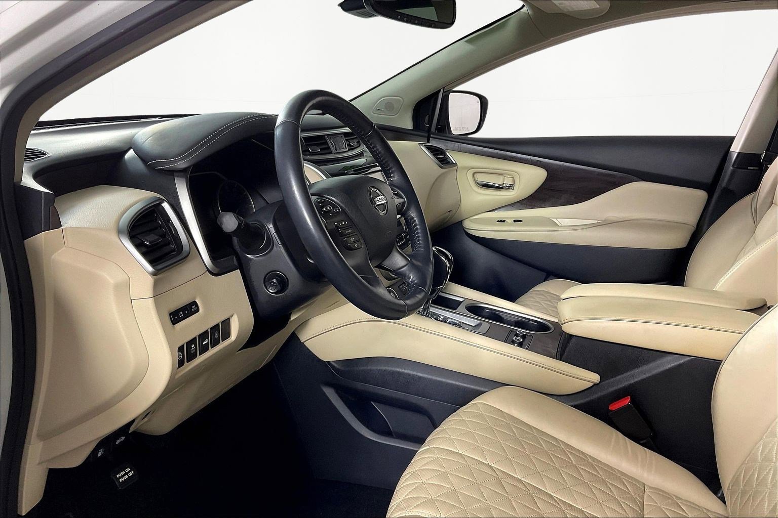 Certified 2020 Nissan Murano Platinum w/ Cargo Package image 17