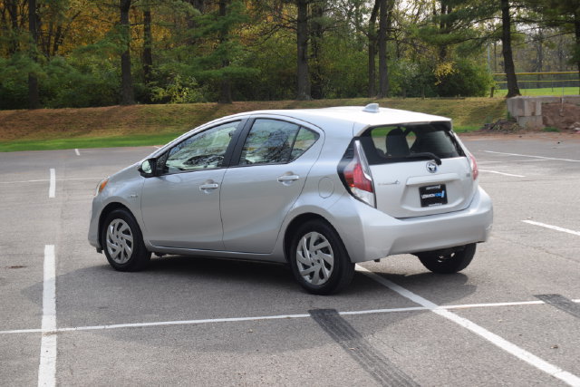 Used 2015 Toyota Prius C One FWD image 22