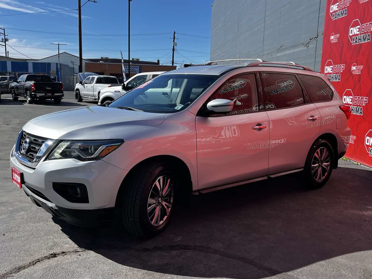Used 2019 Nissan Pathfinder SL w/ Cargo Package AWD/4WD image 3