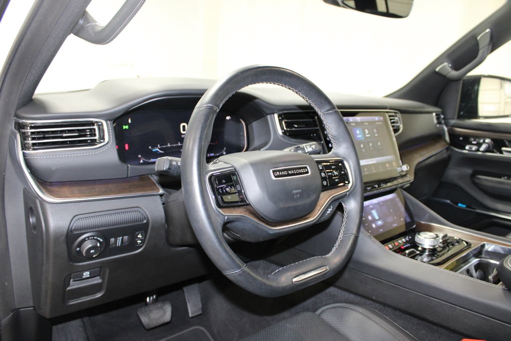 Used 2023 Jeep Grand Wagoneer 4WD image 18