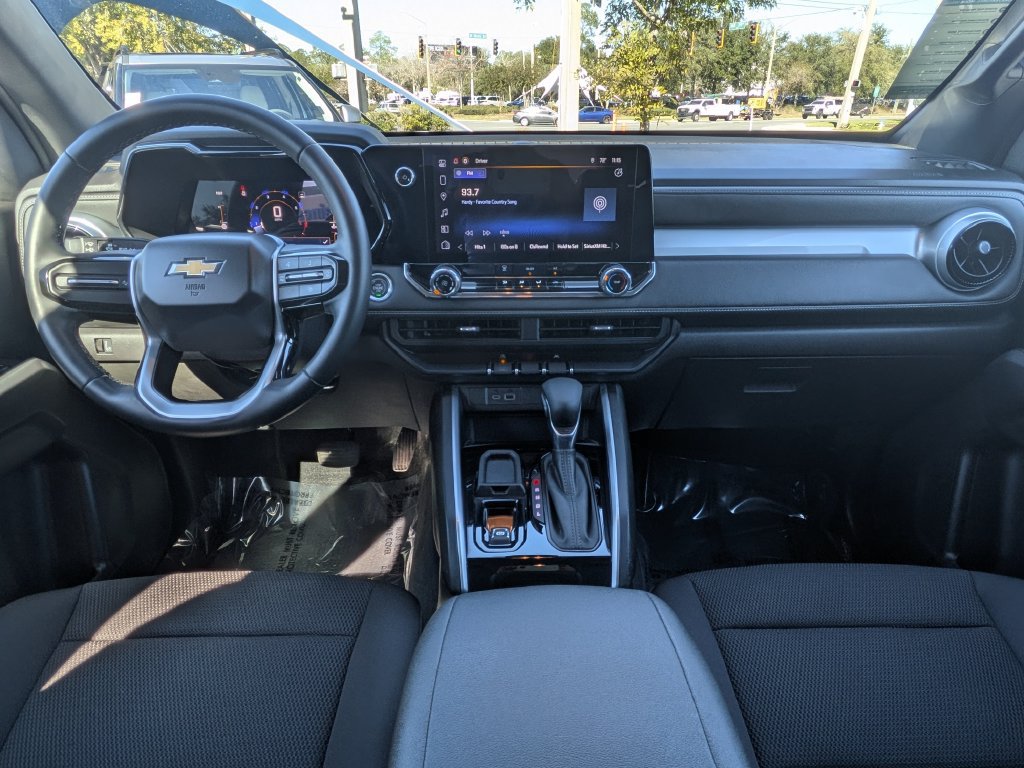 Used 2023 Chevrolet Colorado LT RWD image 17