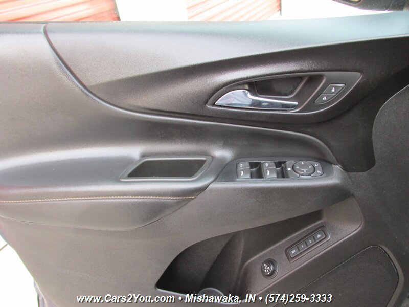 Used 2018 Chevrolet Equinox Premier AWD/4WD image 9