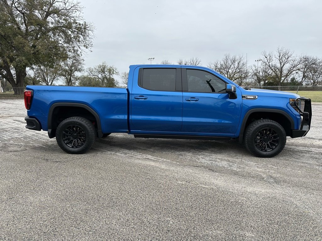 Used 2022 GMC Sierra 1500 AT4 w/ AT4 Premium Package image 6