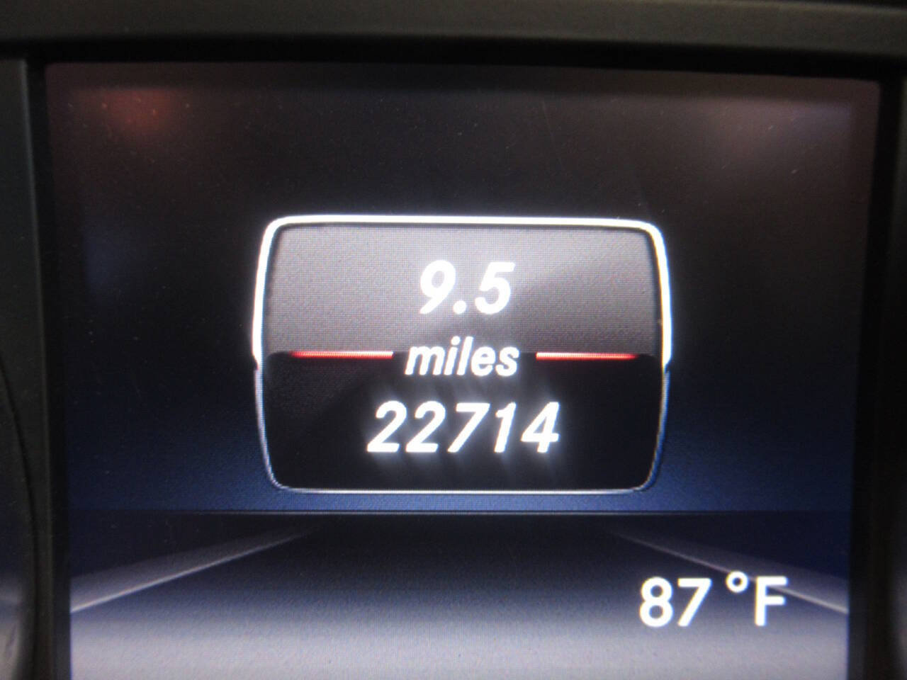 Used 2016 Mercedes-Benz SLK 300 image 29