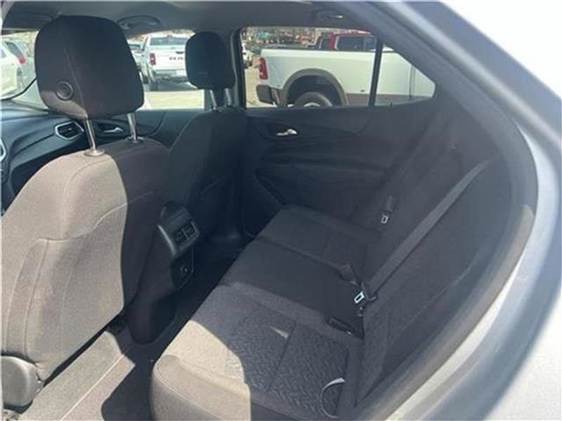 Used 2022 Chevrolet Equinox LT image 40