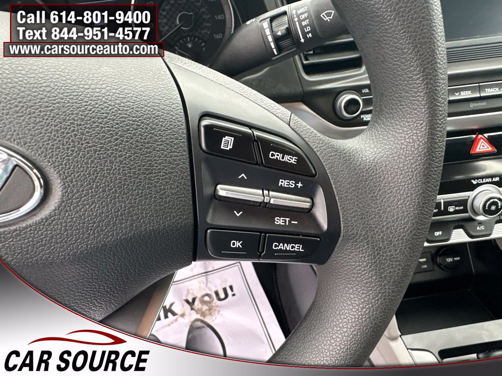 Used 2020 Hyundai Elantra SE FWD image 16