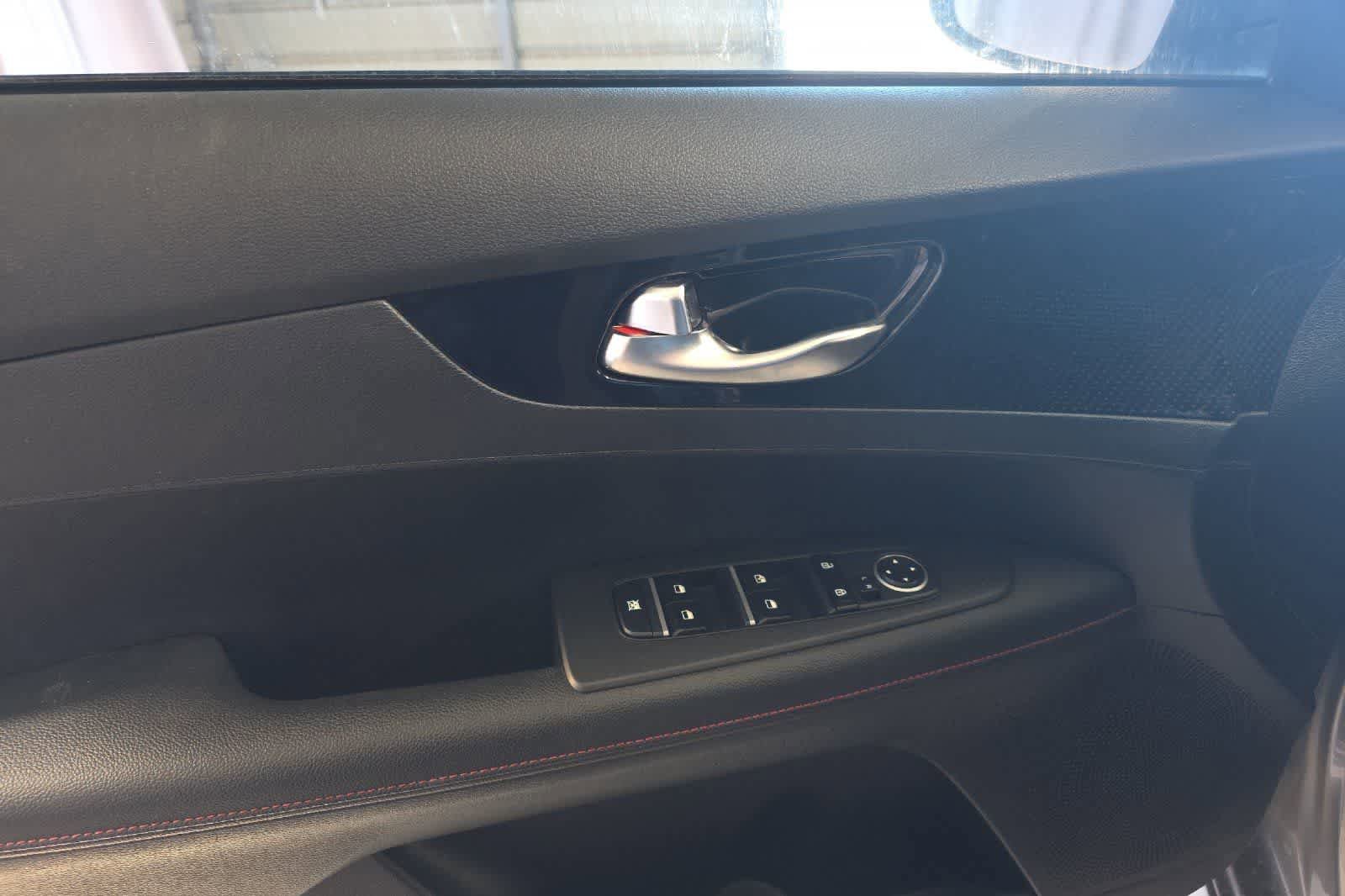 Used 2023 Kia Forte GT image 15