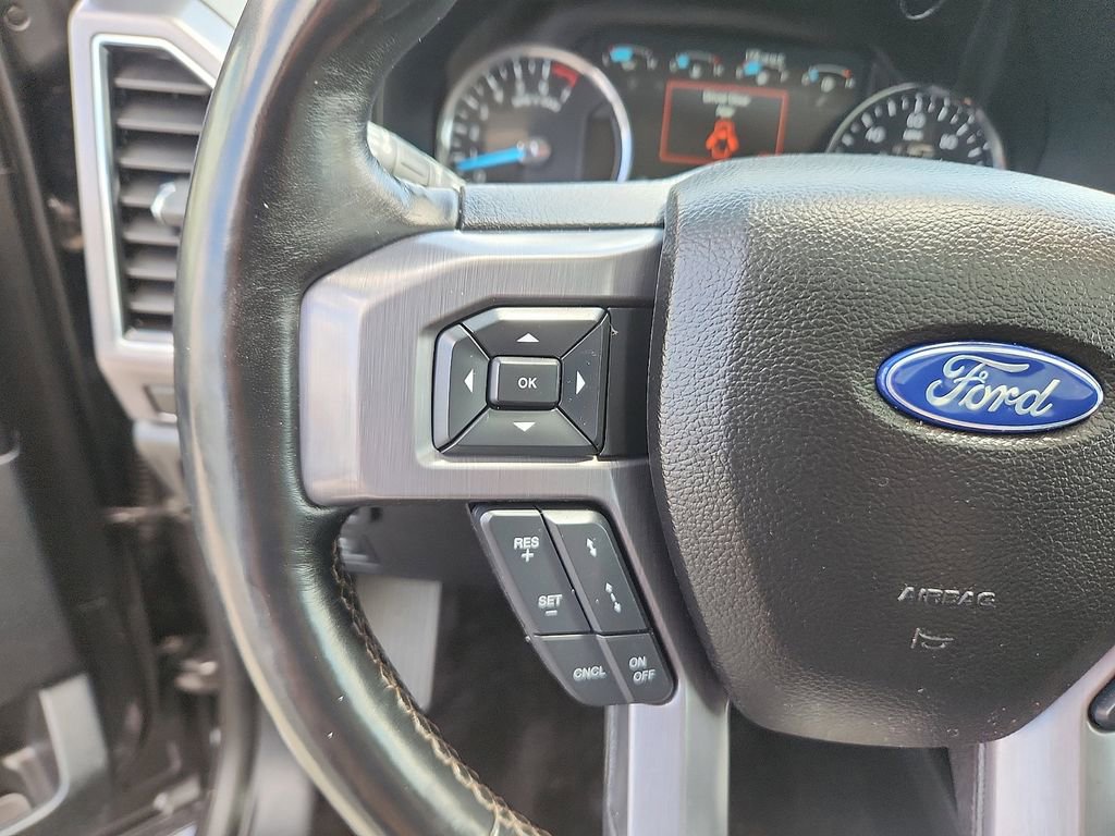 Used 2018 Ford Expedition Max Platinum AWD/4WD image 18