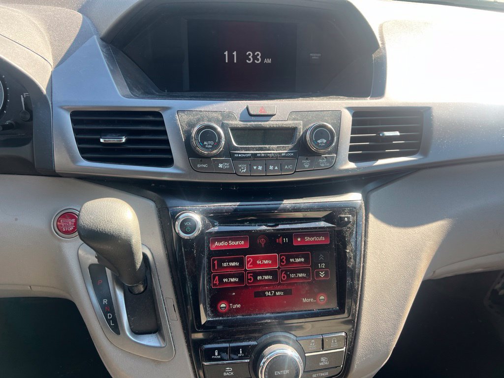 Used 2017 Honda Odyssey SE image 14