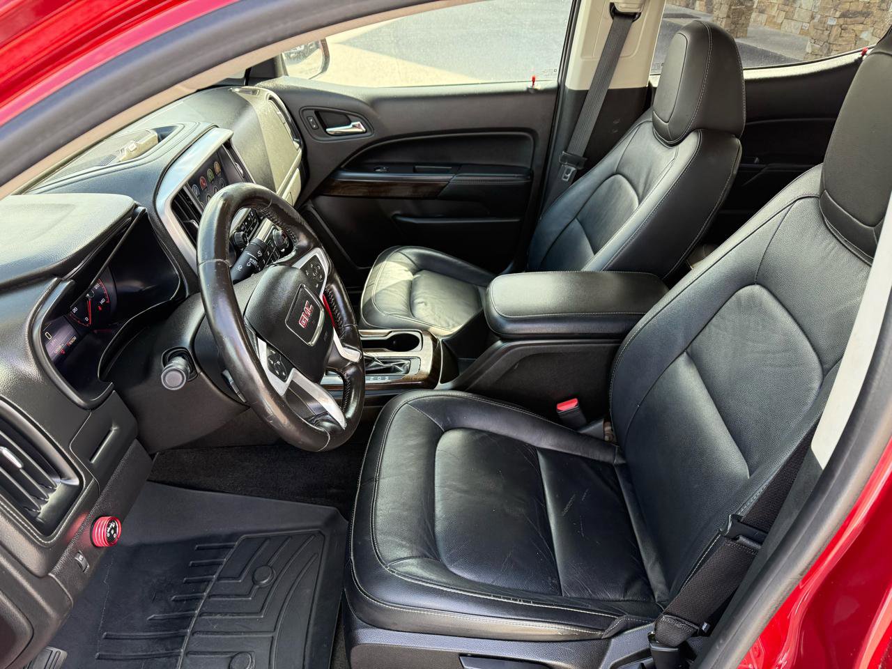 Used 2015 GMC Canyon SLT w/ Driver Alert Package image 12