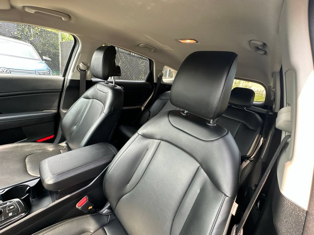 Used 2024 Kia Sportage EX AWD/4WD image 13