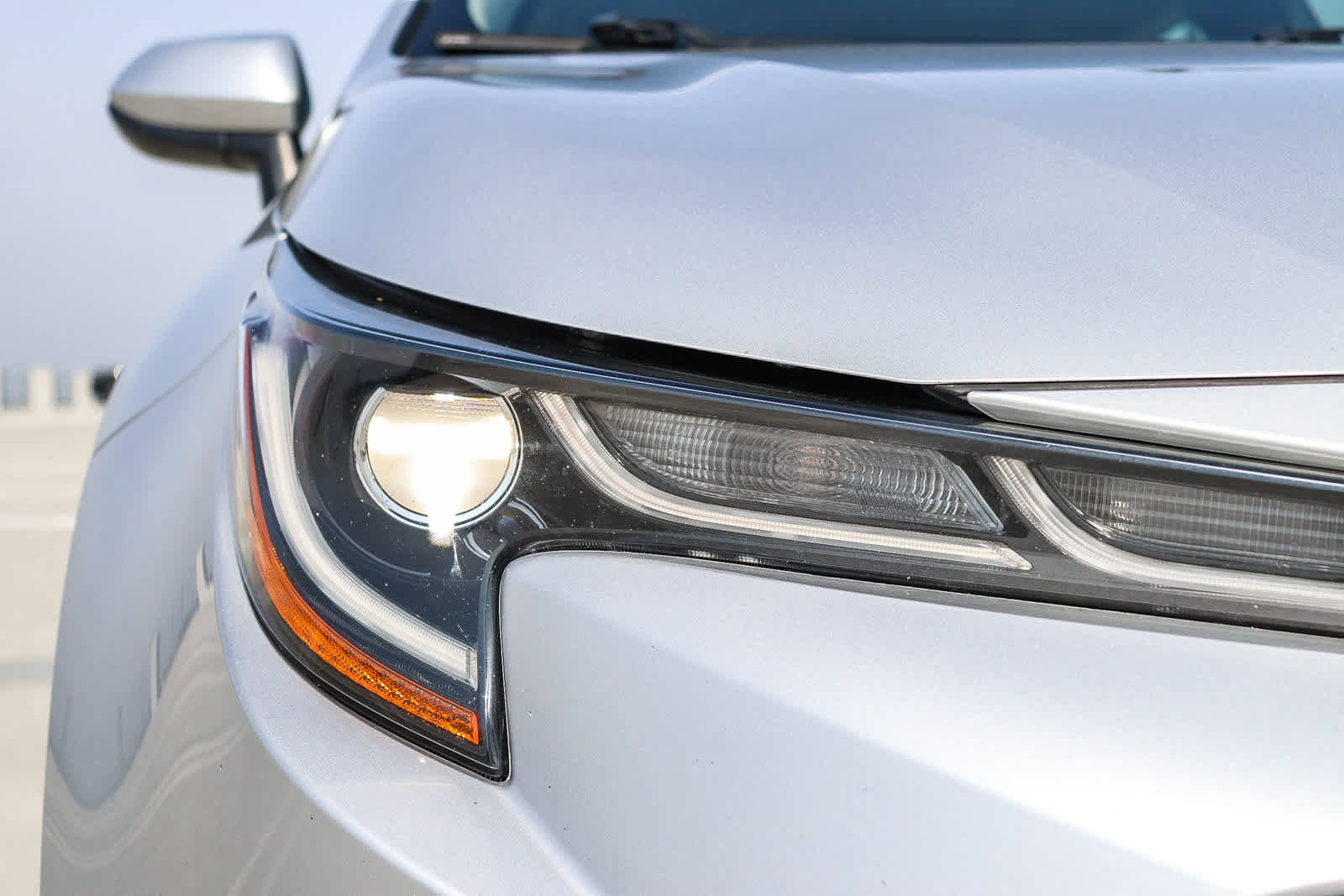 Used 2021 Toyota Corolla LE image 9