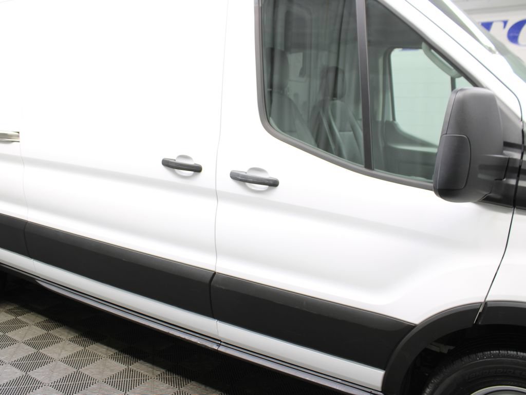 Used 2024 Ford Transit 250 148 High Roof Extended AWD w/ Load Area Protection Package image 28