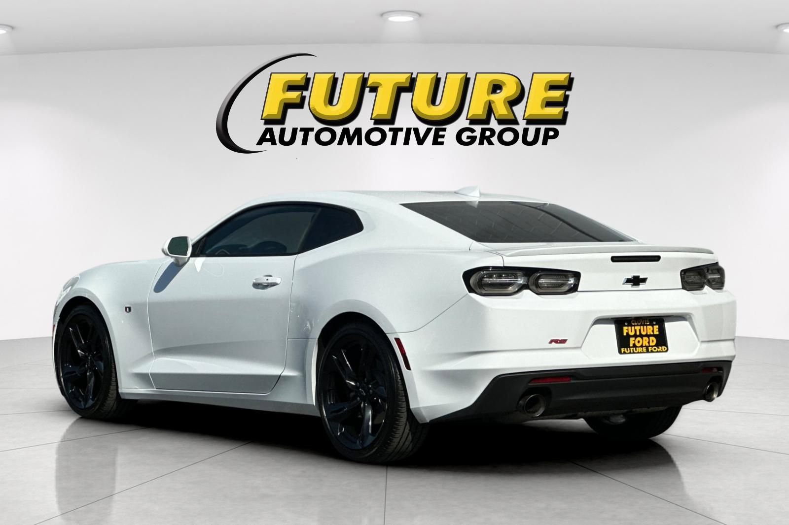 Used 2021 Chevrolet Camaro LT w/ RS Package image 5