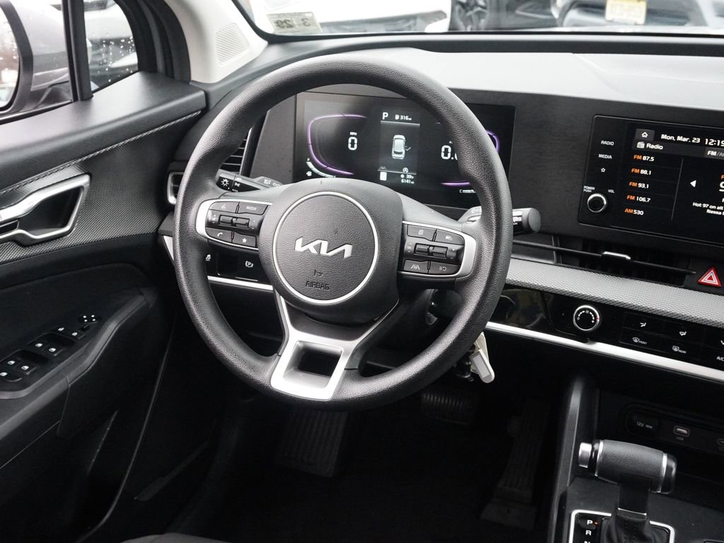 Used 2024 Kia Sportage LX image 22