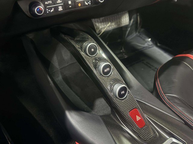 Used 2019 Ferrari 812 Superfast RWD image 51