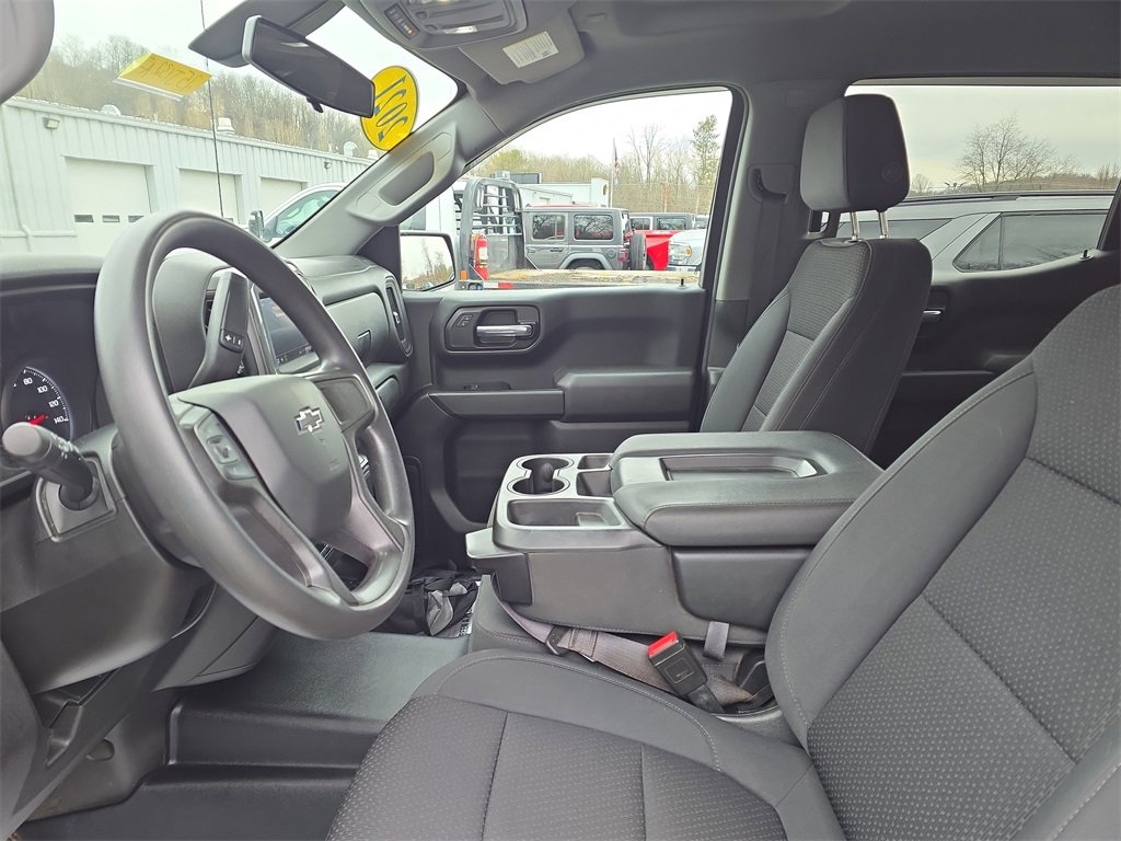 Used 2021 Chevrolet Silverado 1500 Custom Trail Boss w/ LPO, Dark Essentials Package image 11