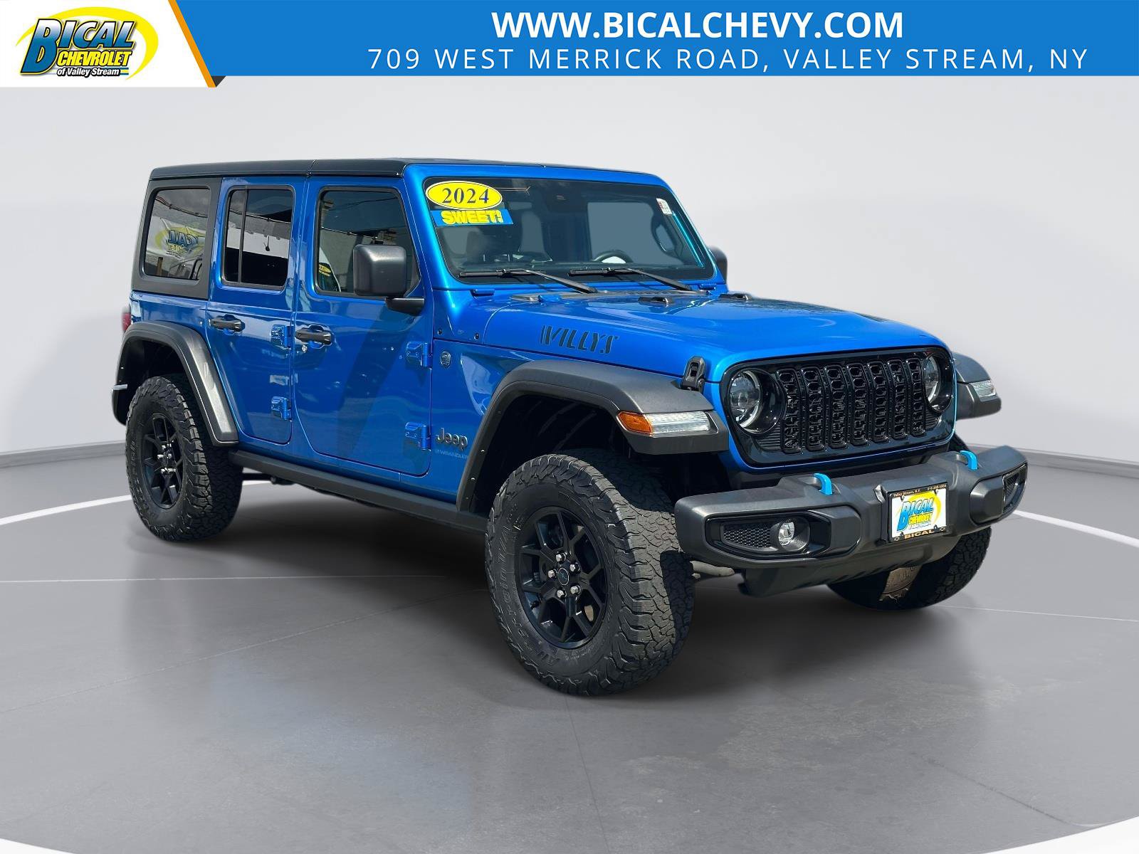 Used 2024 Jeep Wrangler Unlimited AWD/4WD image 1