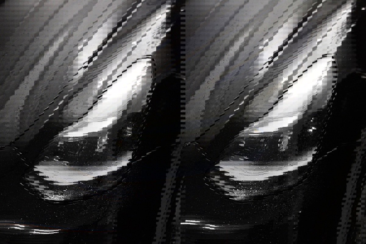 Used 2024 Tesla Model Y Performance image 28