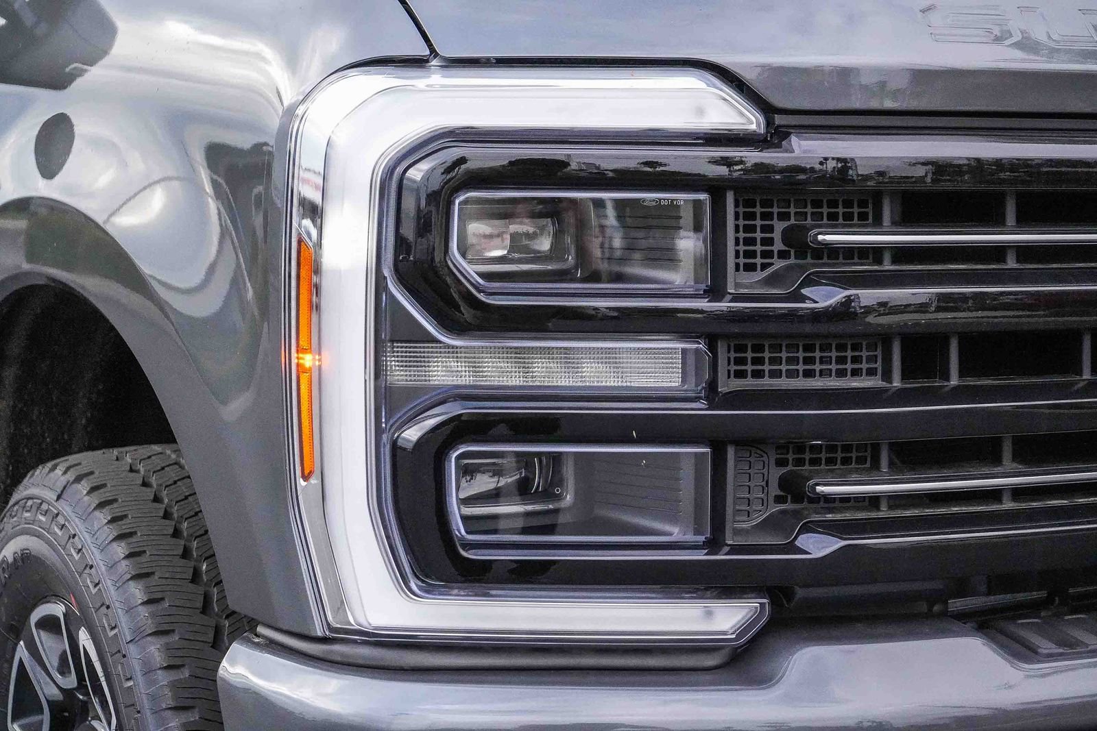 New 2026 Ford F250 Platinum image 4