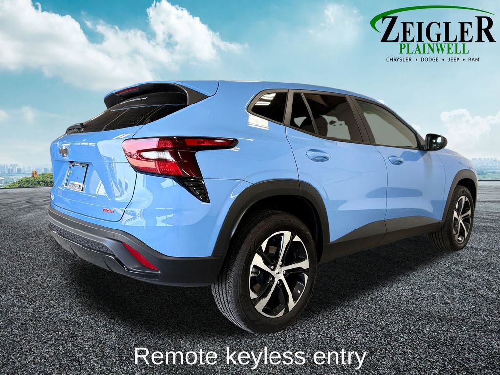 Used 2024 Chevrolet Trax RS w/ Driver Confidence Package image 6