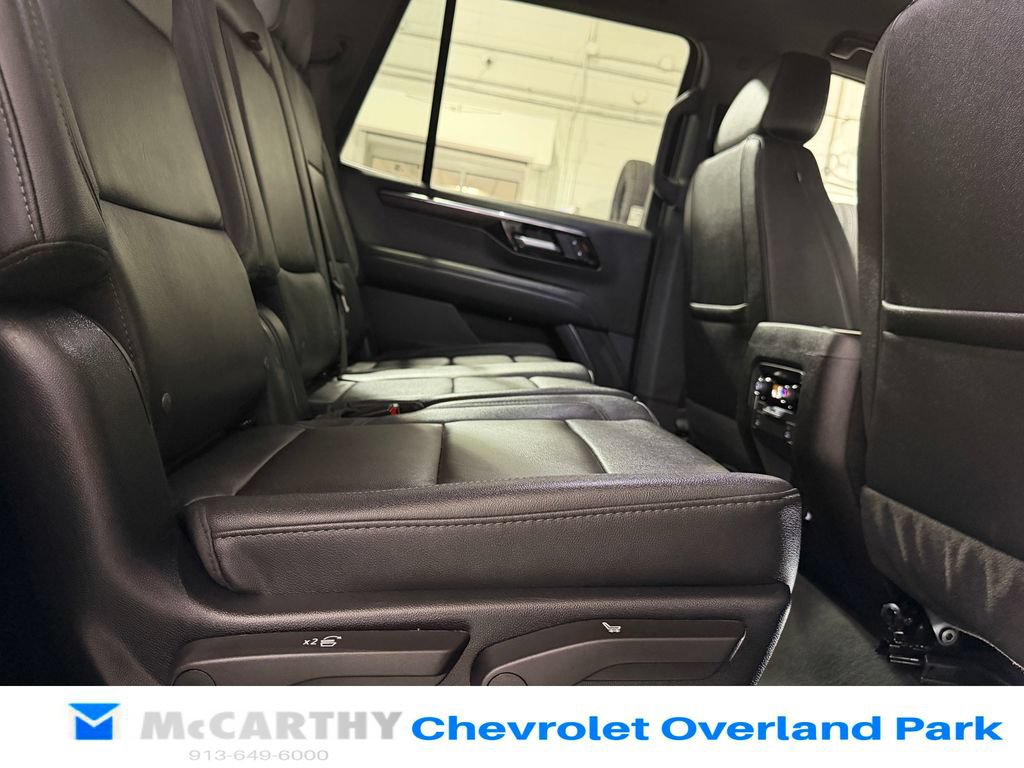 Used 2025 Chevrolet Tahoe LT AWD/4WD image 31