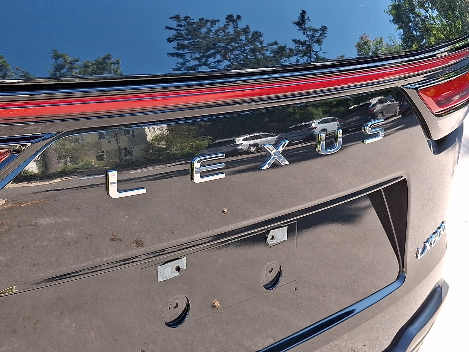 Certified 2023 Lexus LX 600 4WD w/ Appearance Package image 30
